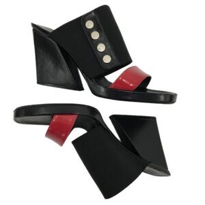 Chanel Red & Black Leather CC Open Toe Block Heel Y2K Sandals, Size EU 36/US 5.5